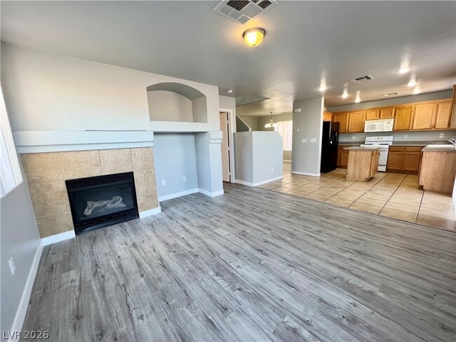 Photo - 8005 Twain Harte St