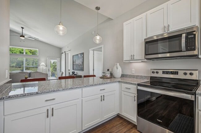 2 Bedroom | Kitchen