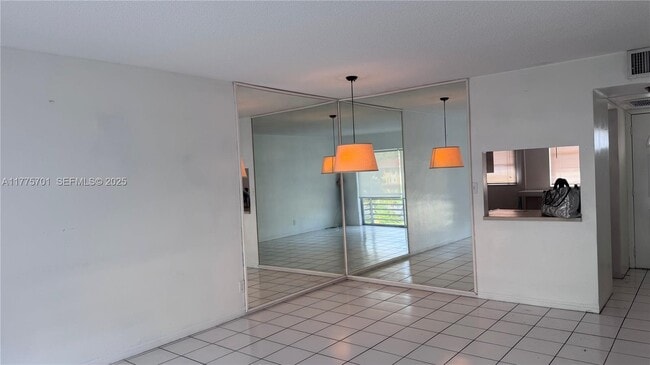 Photo - 20201 NE 29th Ct Unit D214