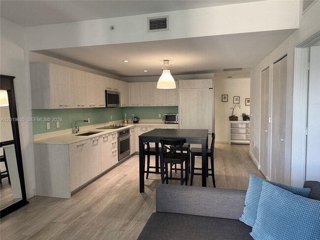 Photo - 55 SW 9th St Unit 1810
