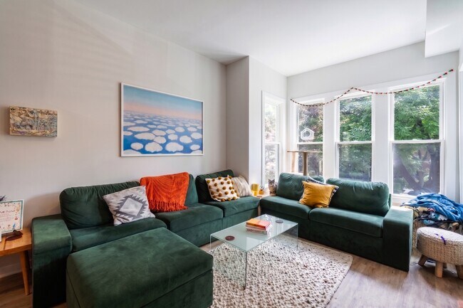 Photo - 3646 W Wabansia Ave