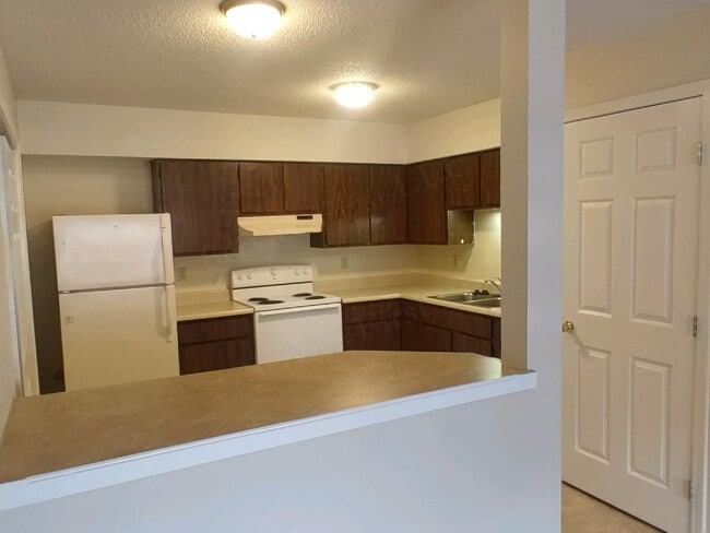 Photo - Dogwood Apartments Unit 06