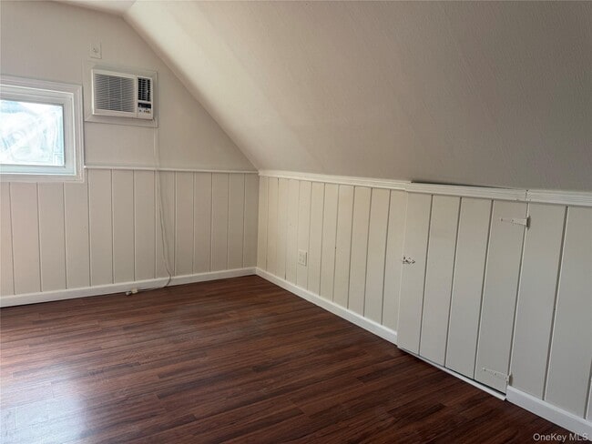 Photo - 6 Wishing Ln