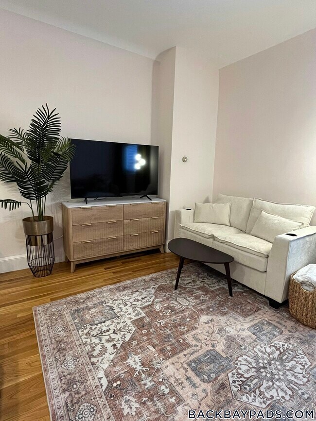 Photo - 511 Beacon St Unidad 8