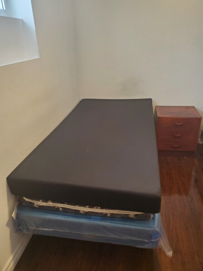 Photo - 335 Painted Post Dr