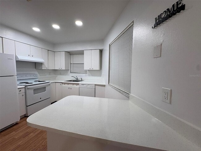 Photo - 1724 Foxhall Cir Unit 408