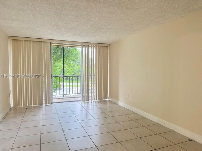 Photo - 8850 Fontainebleau Blvd Unit 206