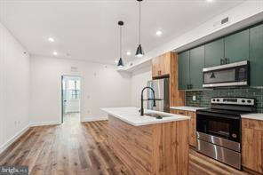 Building Photo - 2630 N 11th St Unit 2 Rental