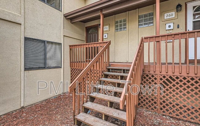 Photo - 256 W Jefferson Ave