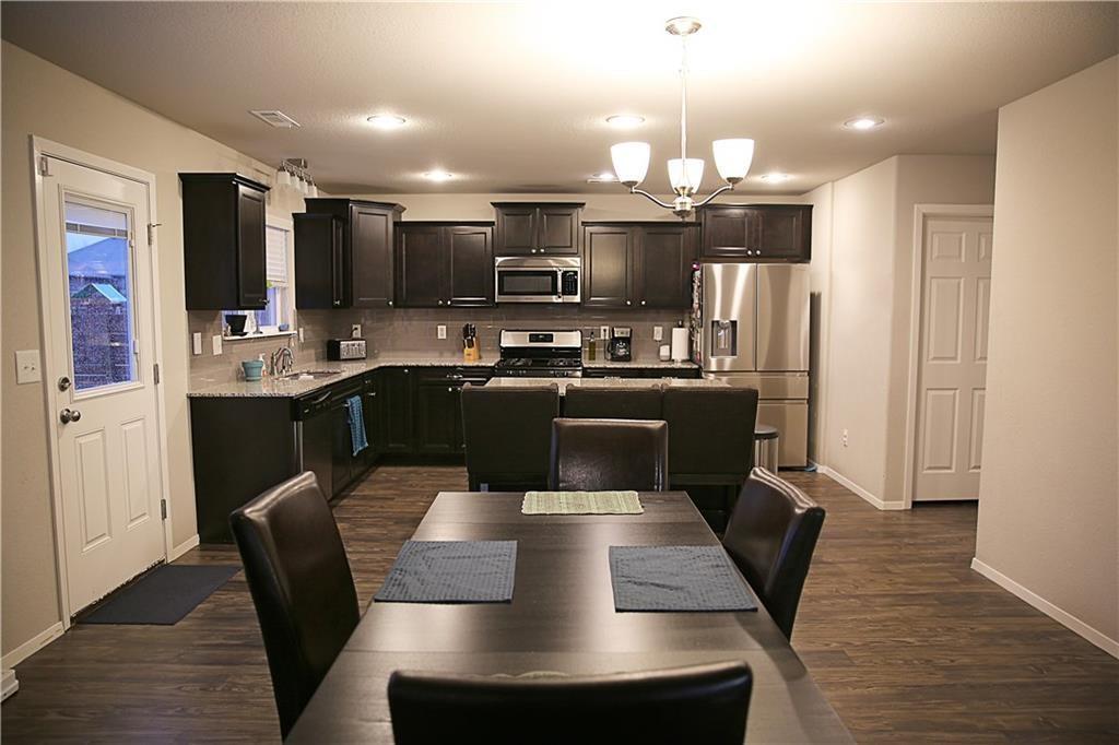 Photo - 801 SW Loudon Dr