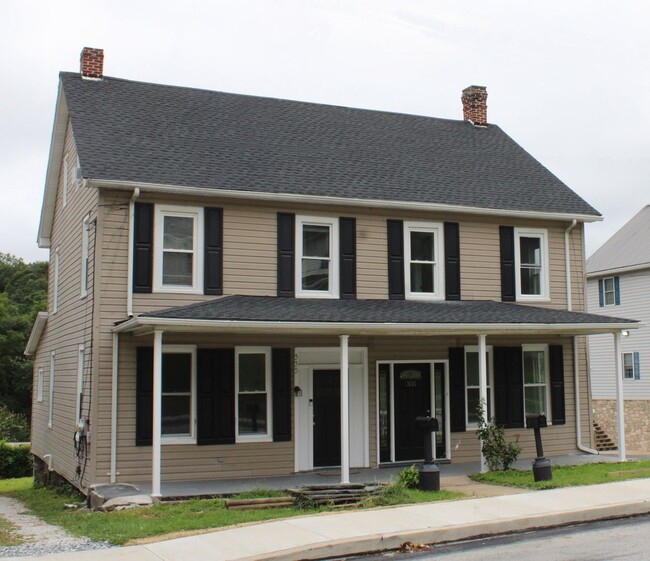 2 Story Duplex - 2 Story Duplex House