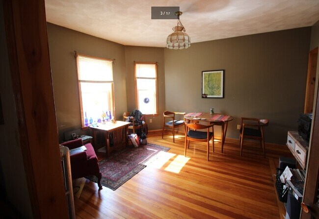 Photo - 27 Princeton St Unit 2