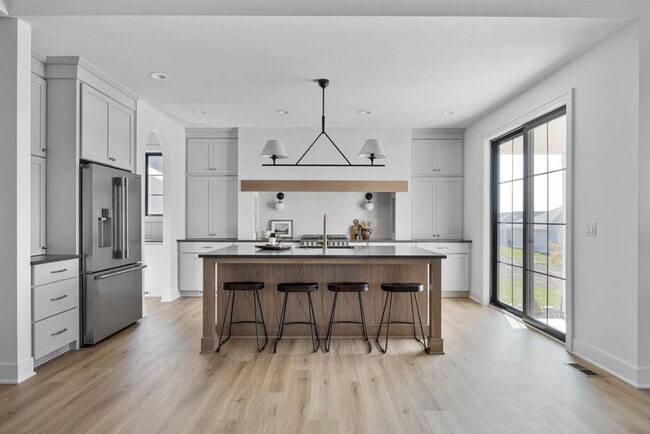 Photo - 234 NE 62nd St