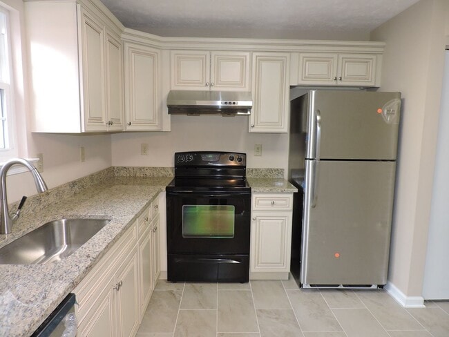Photo - 34 Meadowside Ct