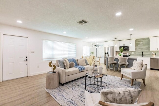 Photo - 3316 Port Charlotte Blvd