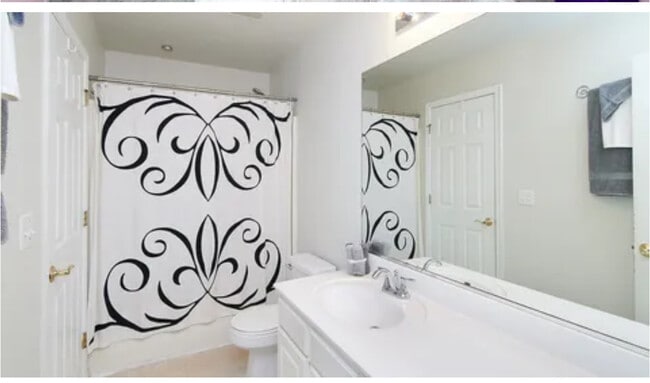 Full bathroom - 116 Enclave Cir