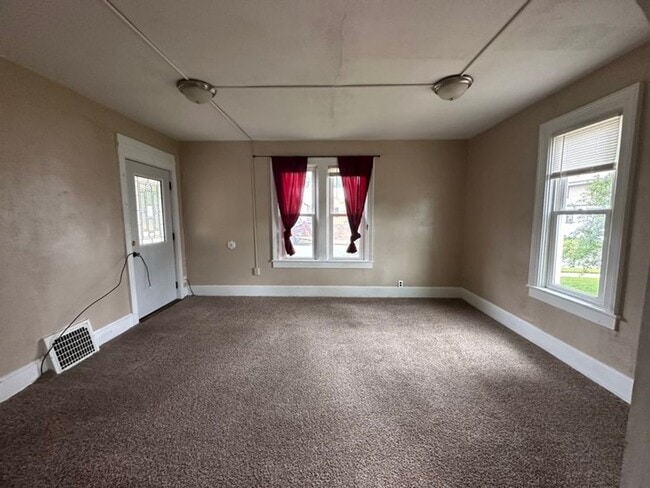 Photo - 208 Cleveland St Apartment Unit A