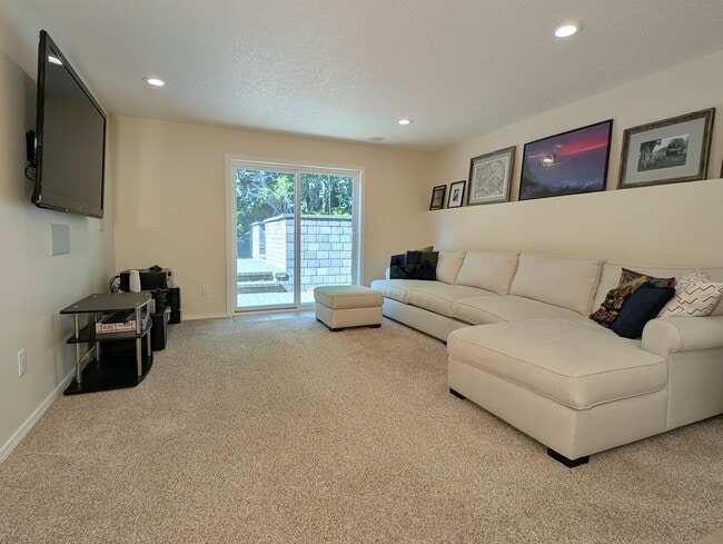 Photo - 1317 NW Mayfield Rd Unit Luxury Lower-Level Suite