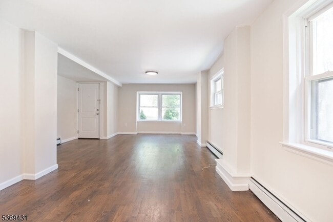 Photo - 285 Orchard Terrace Apartamento Unidad C-1