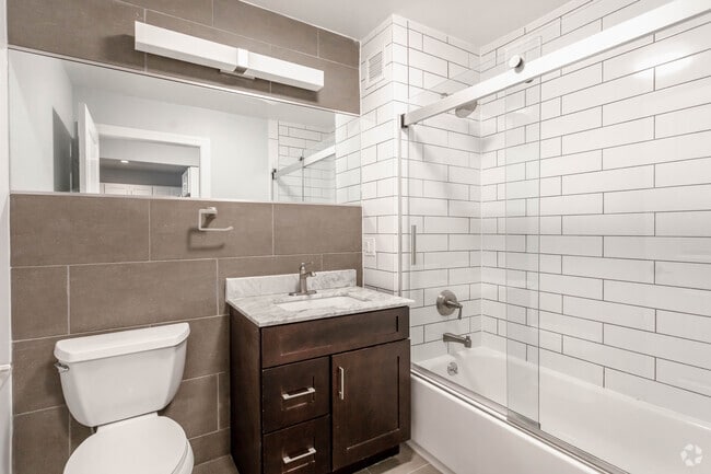 BATHROOM 1BR