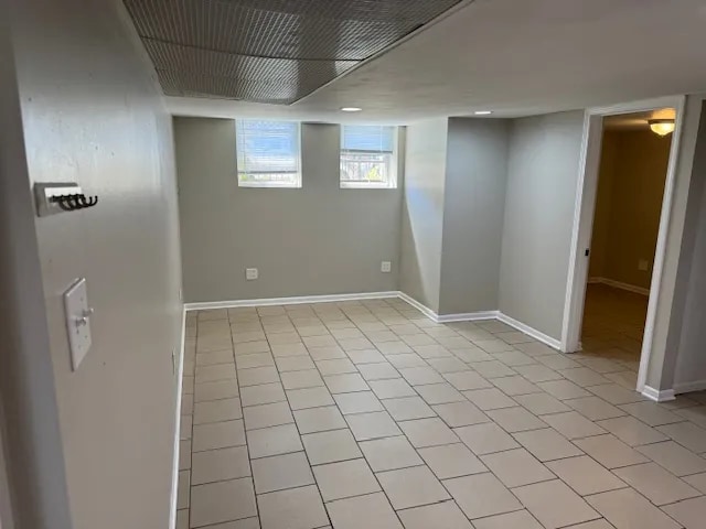 Building Photo - 1453 N Hamlin Ave Unit Garden Rental
