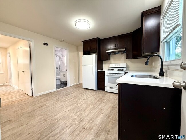Photo - 299 Villa Ave