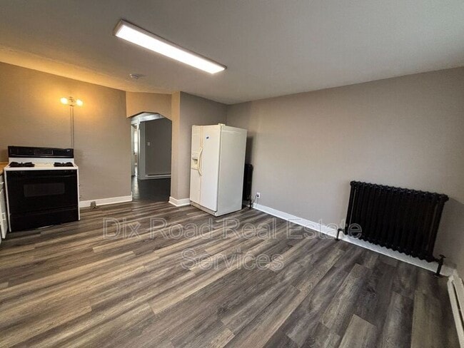 Photo - 55 Forest Glen Ave