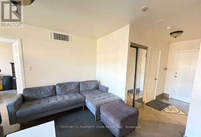 Photo - 265 Enfield Pl Unit 206