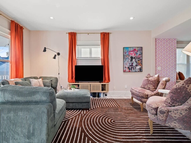 Photo - 6110 Ellen Ave Unit SI ID1496111P