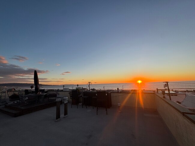 Photo - 137 27th St Unit C