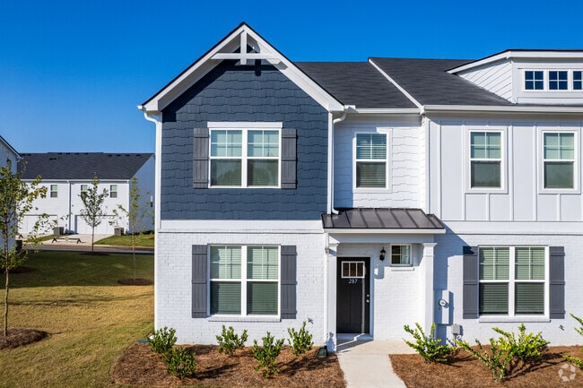 Photo - The Hamilton