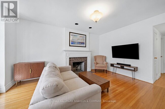 Photo - 12 Foxbar Rd Unit 2