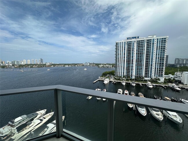 Photo - 17301 Biscayne Blvd Apartamento Unidad 1107