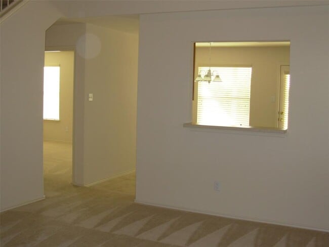 Photo - 13516 Lyndon B Johnson St