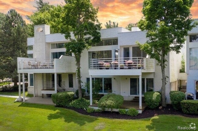Building Photo - 1756 Alexander Dr Rental