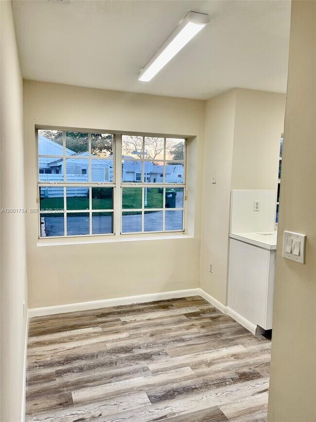 Photo - 13754 SW 147th Cir Ln Unidad 1