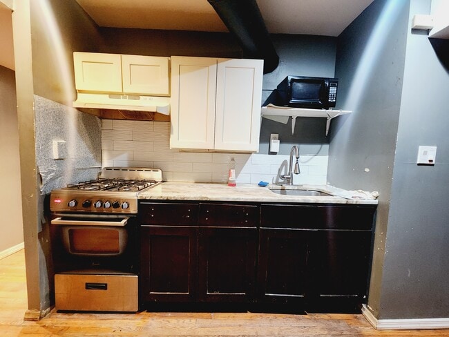 Photo - 70 Brinkerhoff St Unit 3