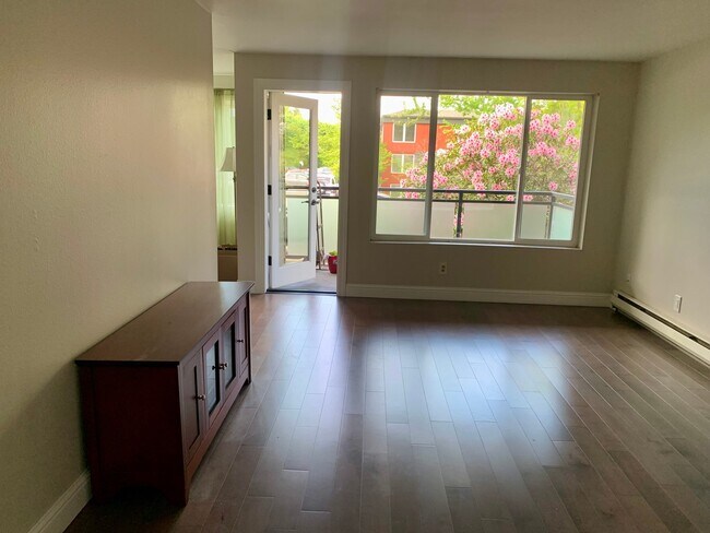 Photo - 5818 NE 70th St Unit A212