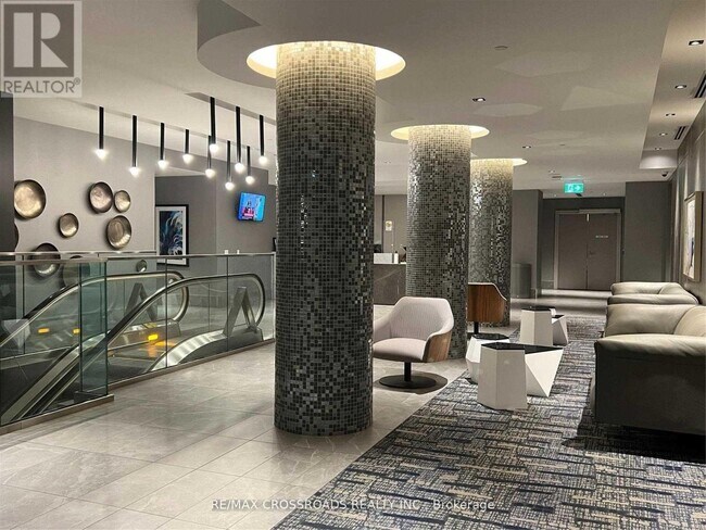 Photo - 50 Wellesley St E Unité 3711