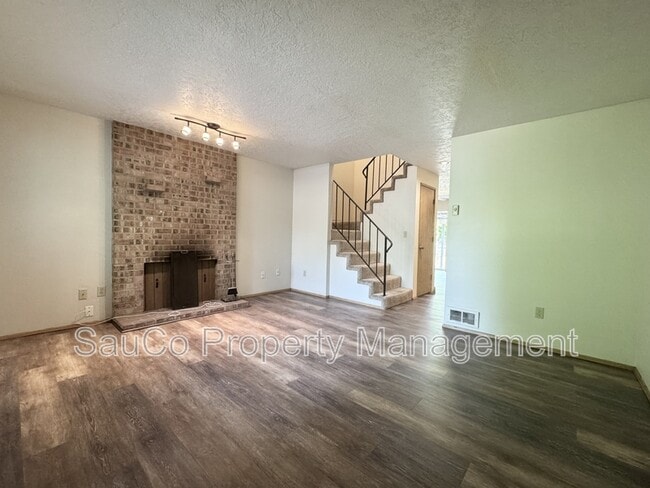 Photo - 2738 SE 62nd Ave