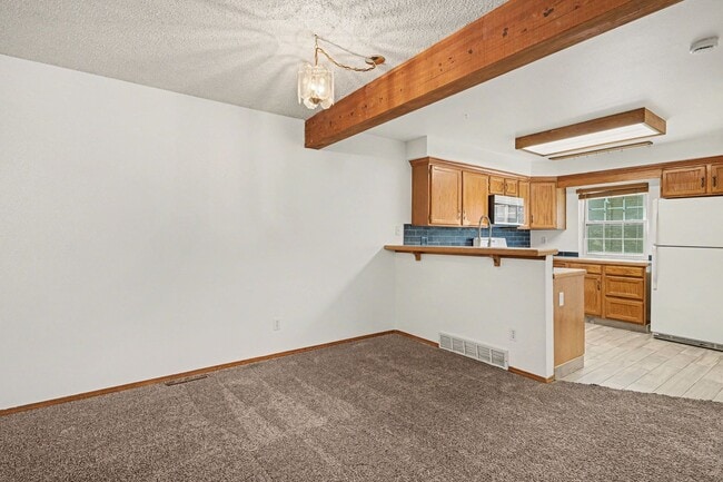 Photo - Conveniently Located 3BR/2.5 Bath Townhome