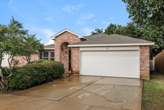 Photo - 706 Langford Dr
