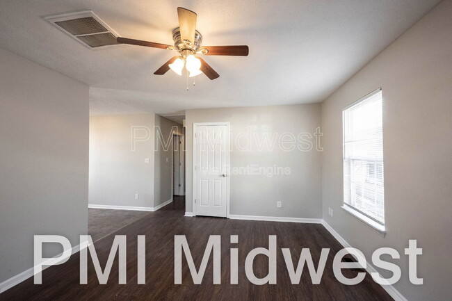 Photo - 1365 Mulberry St.