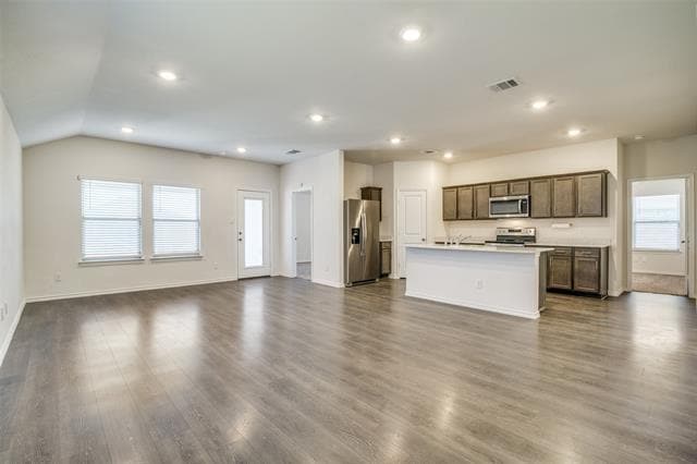 Photo - 517 Cultivator Ct