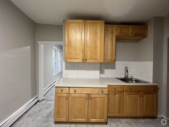 Building Photo - 133 Godwin Ave Unit 1 Rental