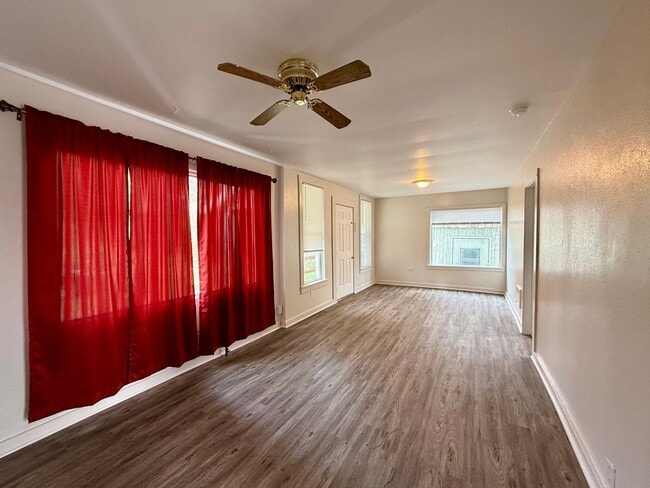 Photo - 107 Adams Ave