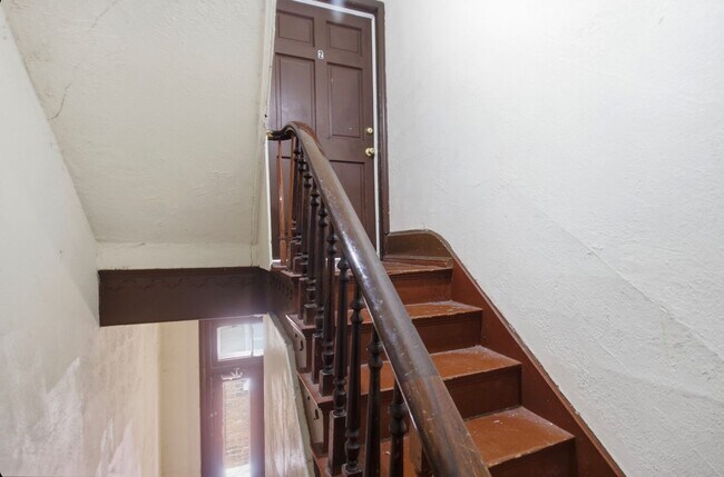 Photo - 122 E University Ave Unit 2