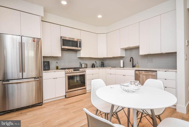 Building Photo - 3514 13th St NW Unit 1 Rental