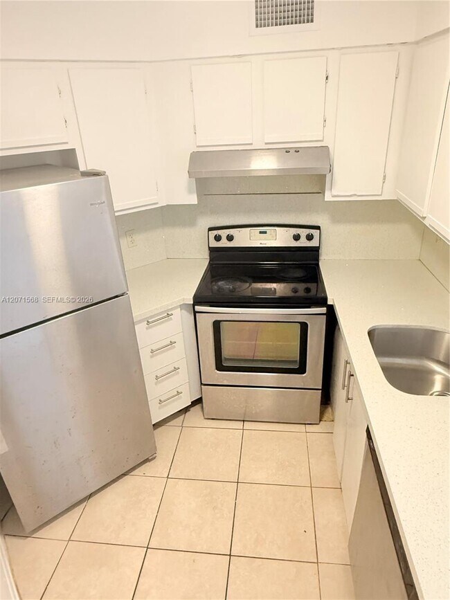Photo - 210 Lake Pointe Dr Unidad 210