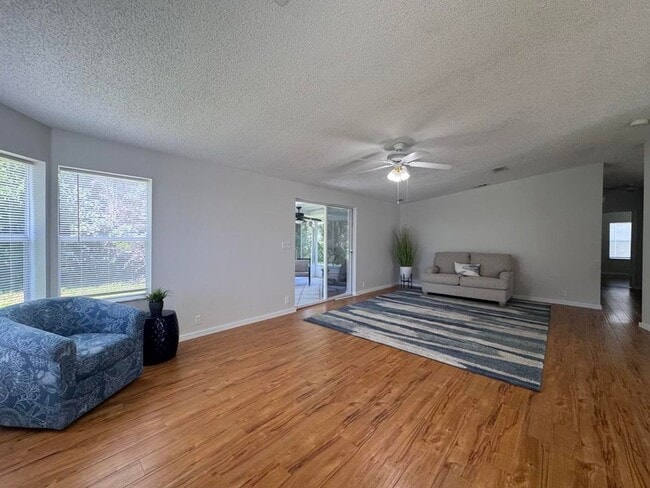 Photo - 2/2 in Plantation Oaks